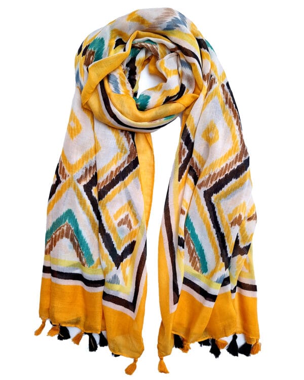 Gult-mønstret-tørklæde
