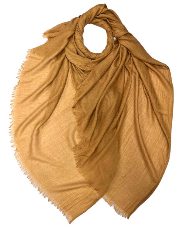 Gyldent-camel-tørklæde